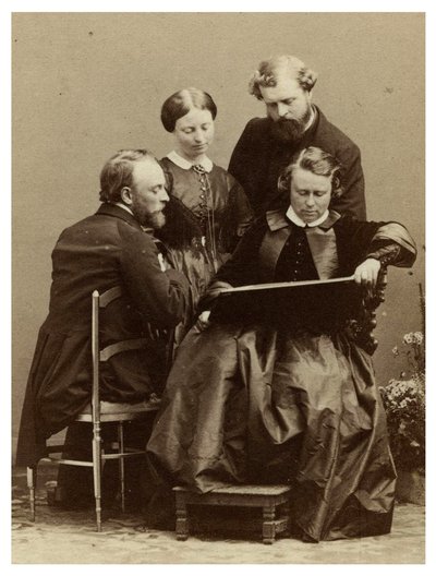 Marie-Rosalie (Rosa) Bonheur met drie onbekende familieleden, ca. 1888 door Andre Adolphe Eugene Disderi